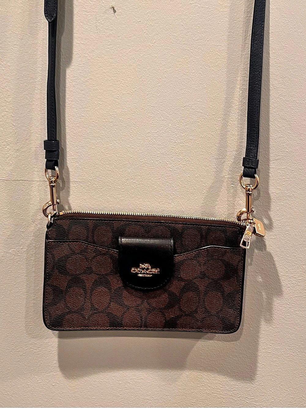 Coach North South Phone Crossbody In Signature Canvas Brown & Black